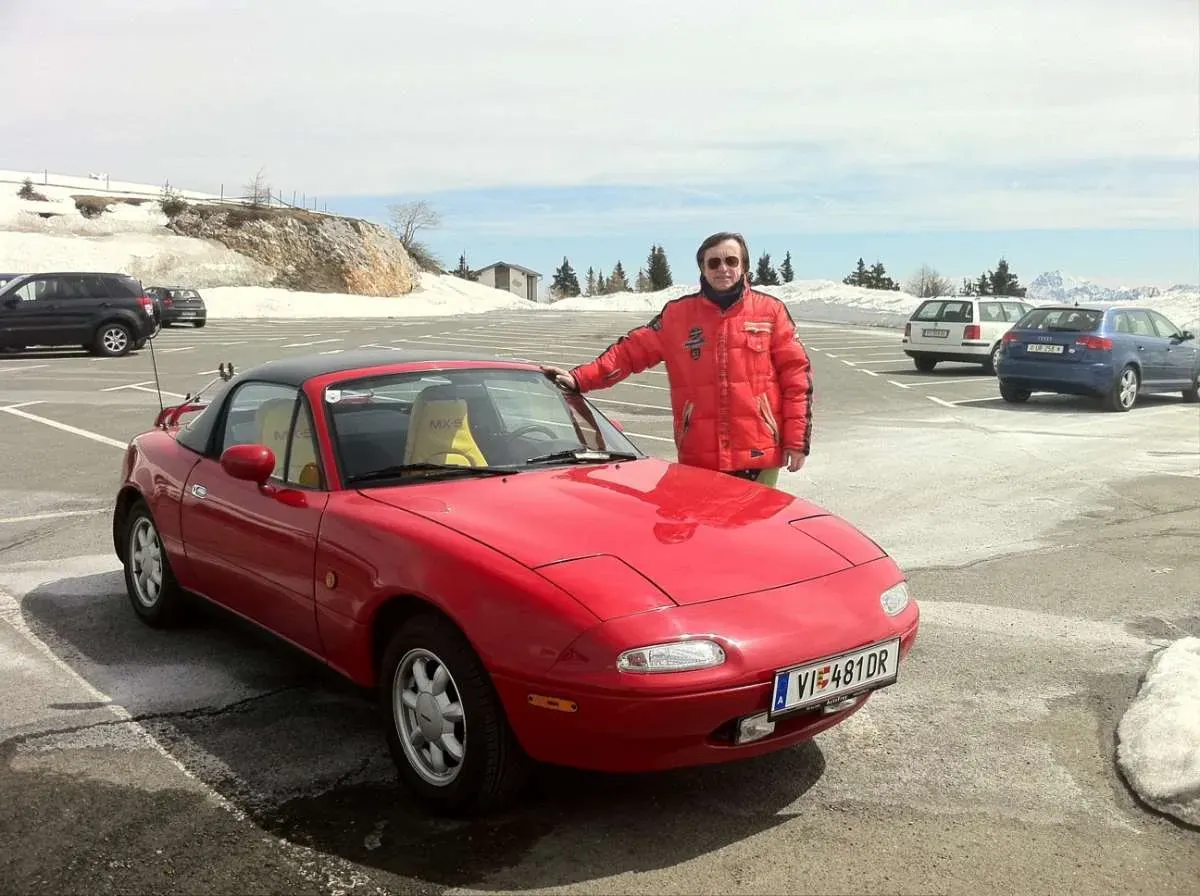 Mazda Mx-5 1992 photo 2