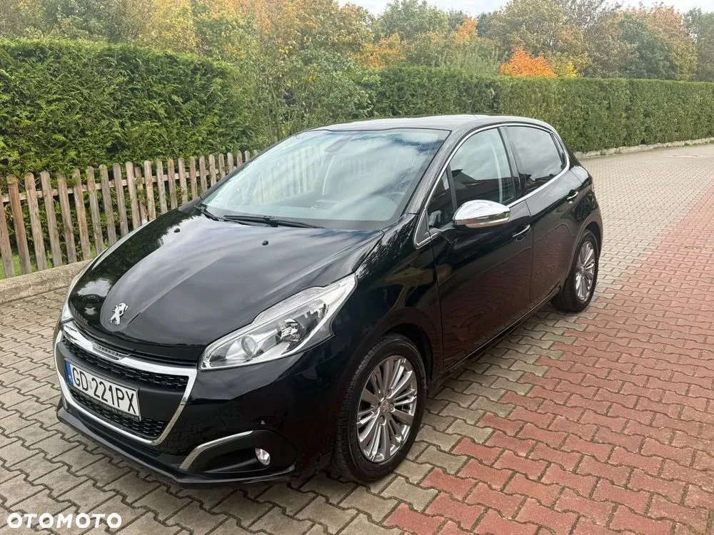Peugeot 208 2017 photo 3