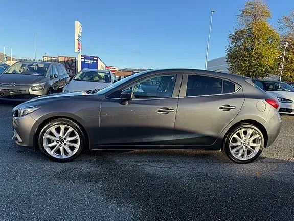 Mazda 3 2014 photo 4