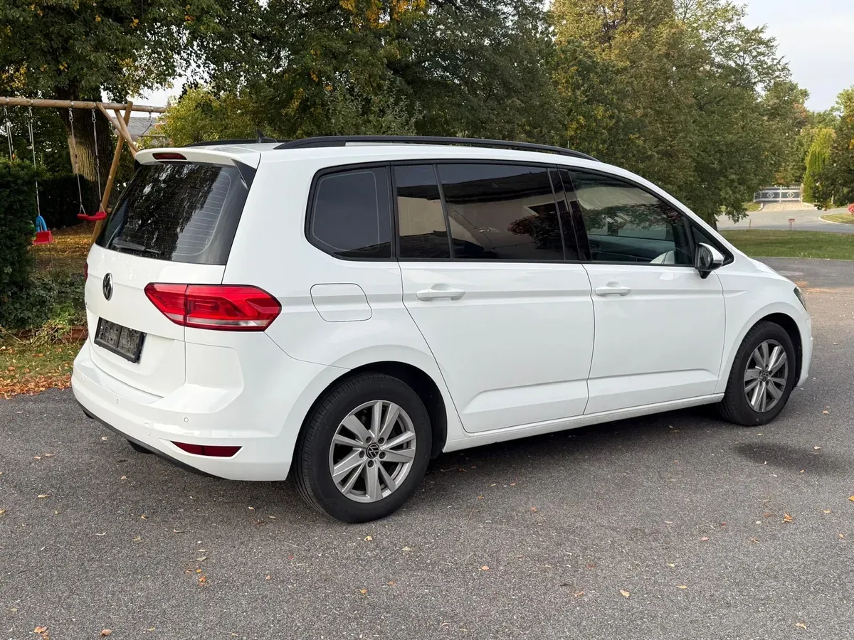Volkswagen Touran 2020 photo 3