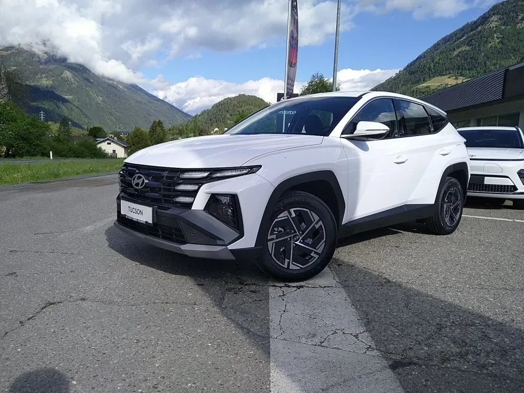 Hyundai Tucson photo 2