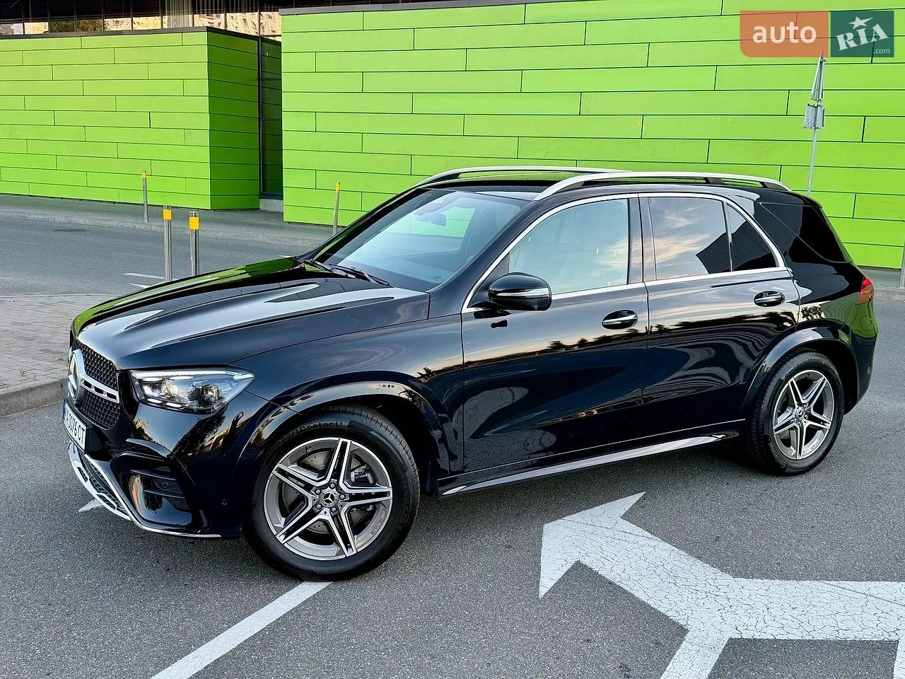 Mercedes-Benz Gle-Class 2024 photo 3