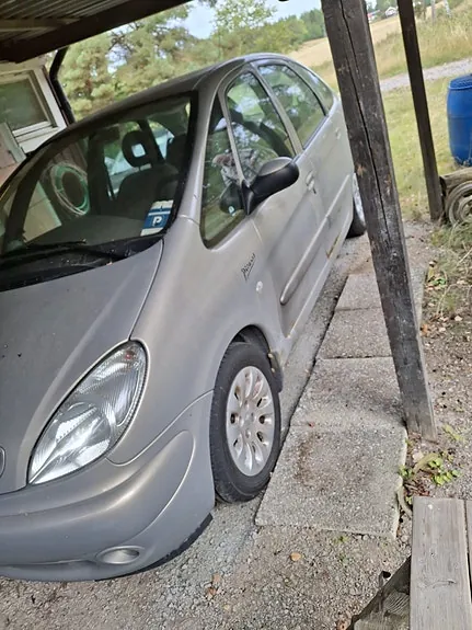 Citroen Xsara Picasso 2004 photo 2