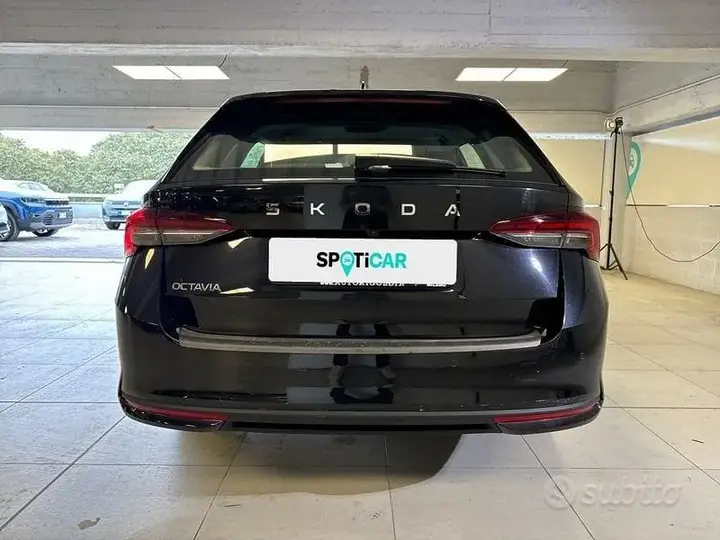 Skoda Octavia 2024 photo 4