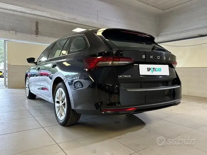 Skoda Octavia 2024 photo 3