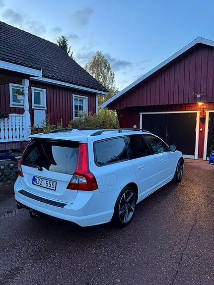 Volvo V70 2013 photo 3