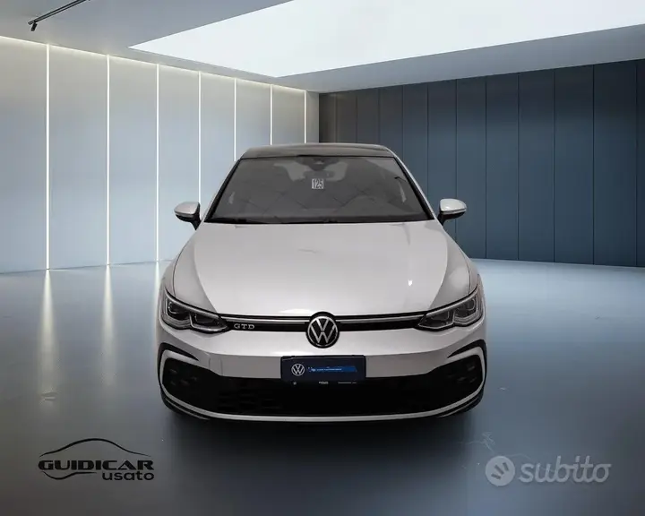 Volkswagen Golf 2023 photo 2