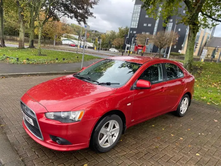 Mitsubishi Lancer 2010 photo 3