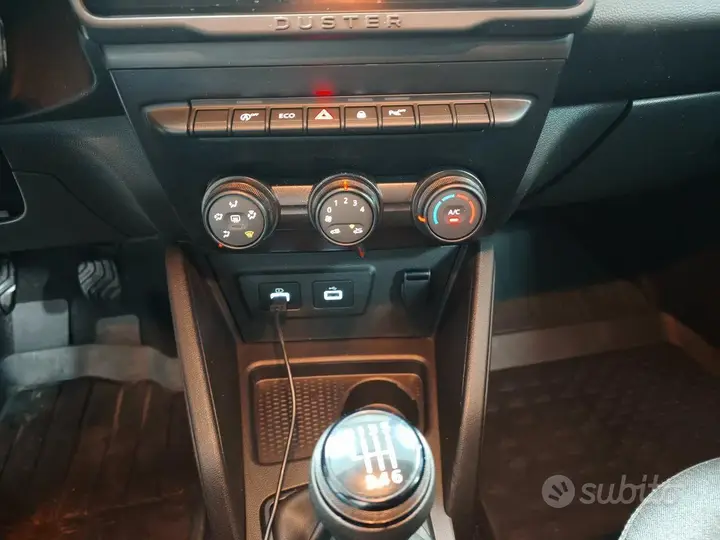 Dacia Duster 2024 photo 3