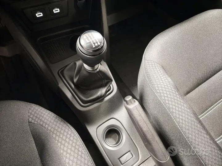 Dacia Duster 2024 photo 5