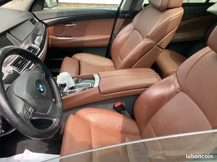 BMW 5 Series 2009 photo 2
