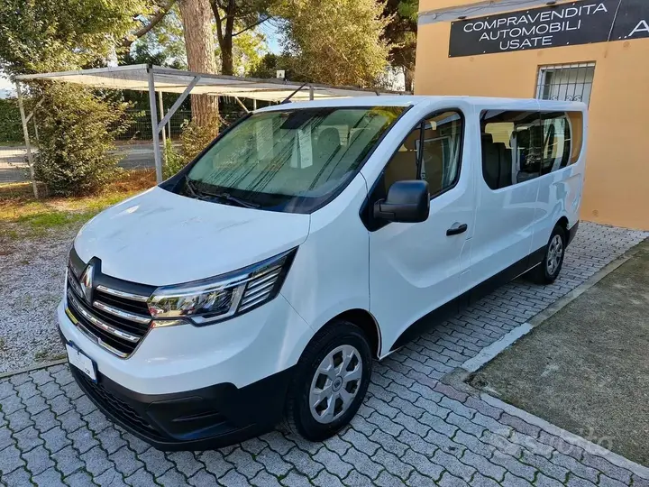 Renault Trafic 2021 photo 3