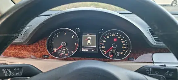 Volkswagen Passat Cc 2010 photo 5