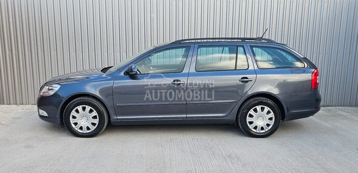 Skoda Octavia 2011 photo 4