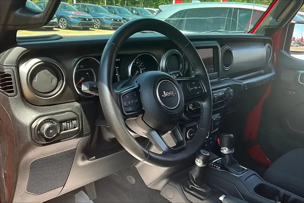 Jeep Wrangler 2021 photo 2