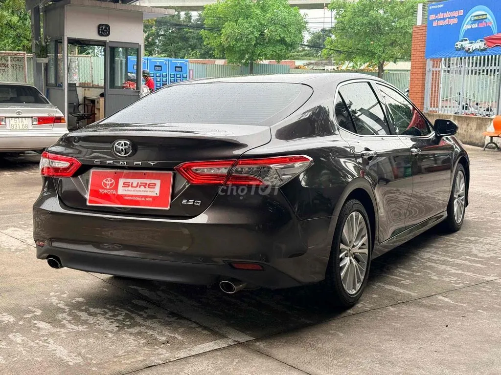 Toyota Camry 2021 photo 4