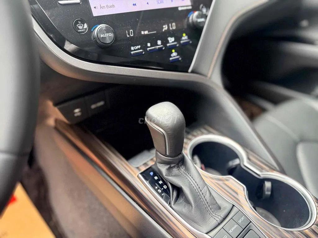 Toyota Camry 2021 photo 5