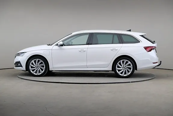 Skoda Octavia 2021 photo 4