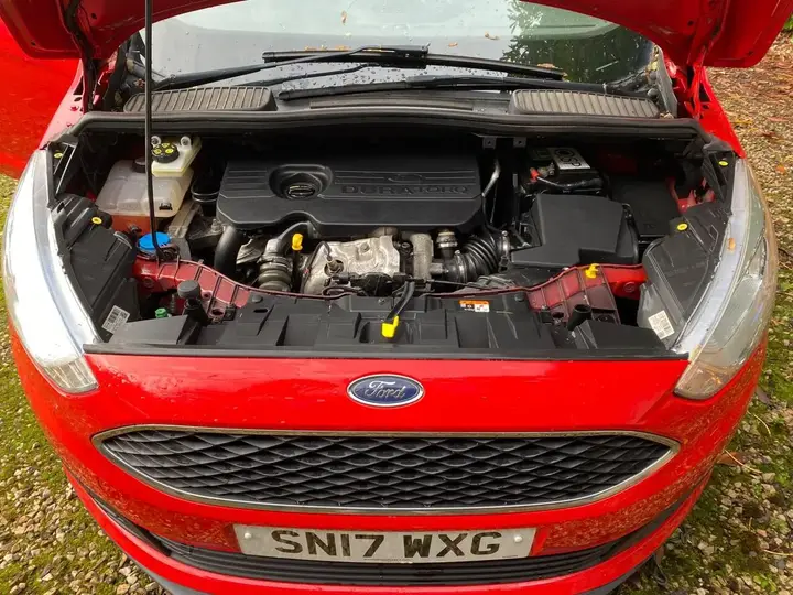 Ford C-Max 2017 photo 3