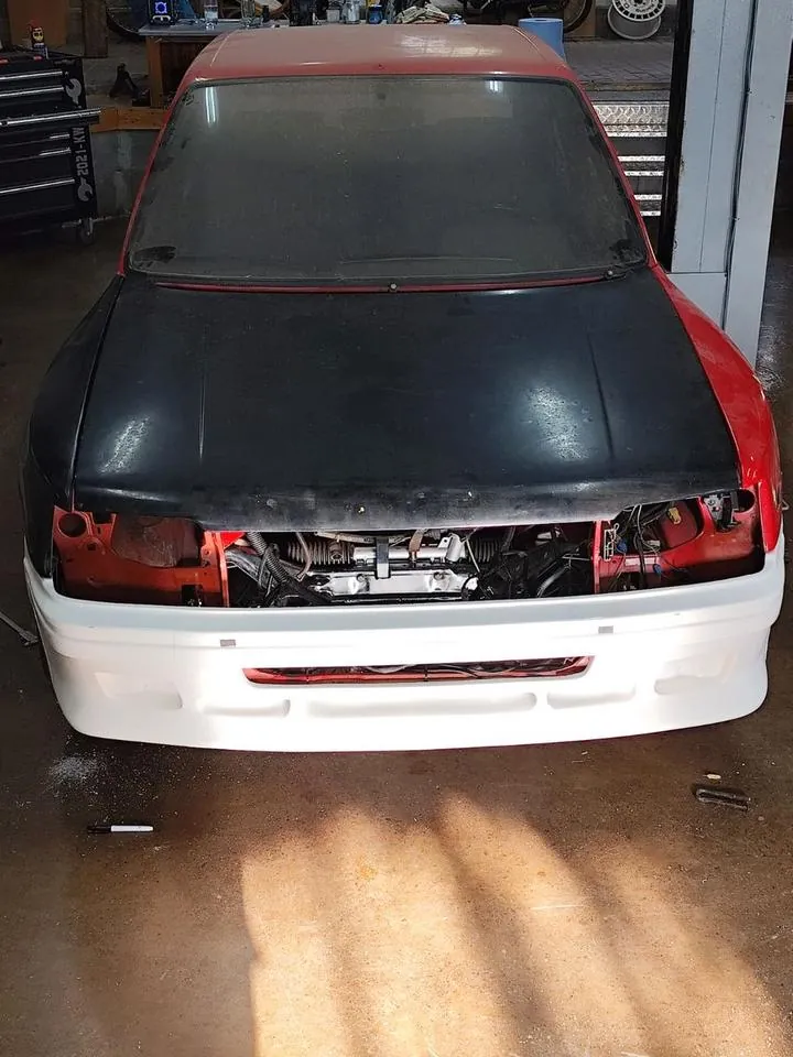 Peugeot 205