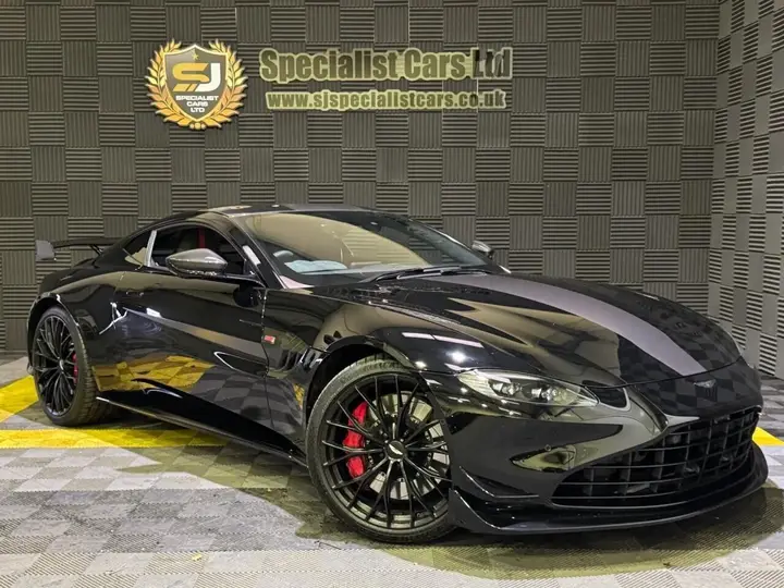 Aston Martin Vantage