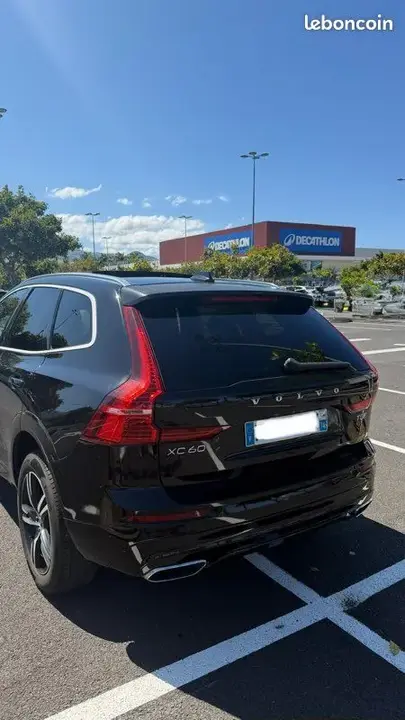 Volvo Xc60 2019 photo 2