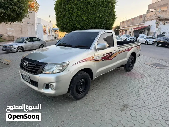 Toyota Hilux 2013 photo 5