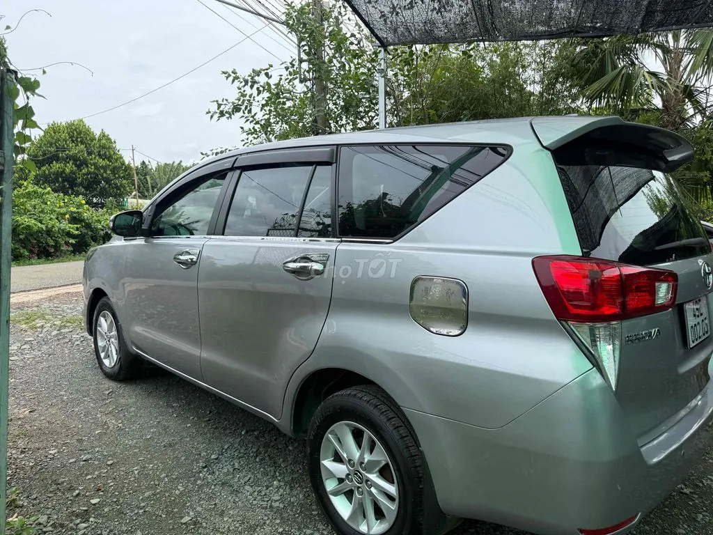 Toyota Innova 2017 photo 5