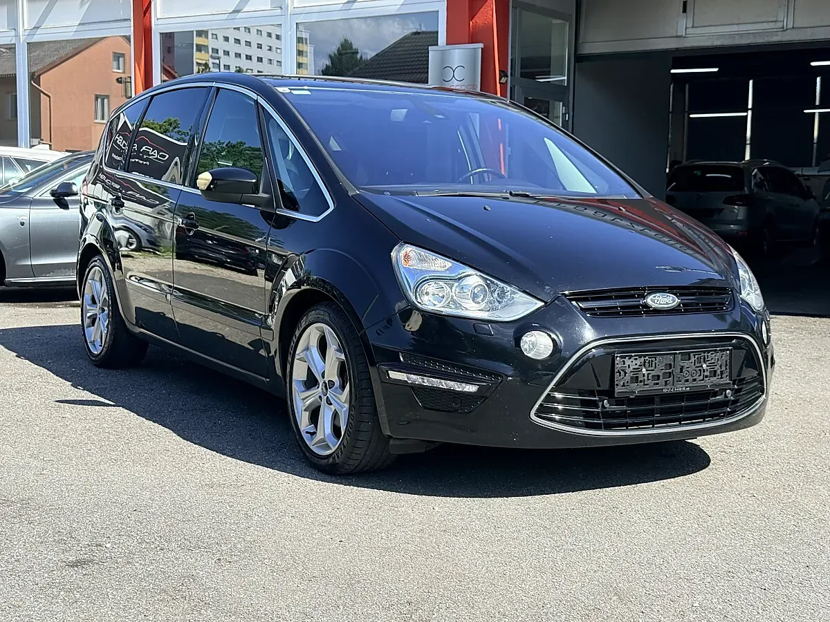 Ford S-Max 2010 photo 3
