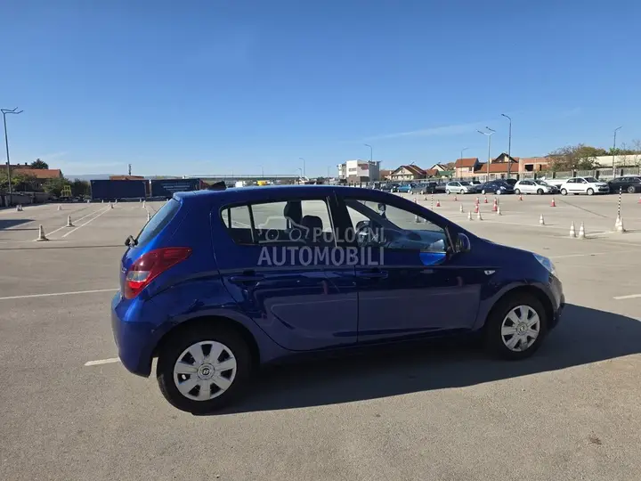 Hyundai I20 2010 photo 5