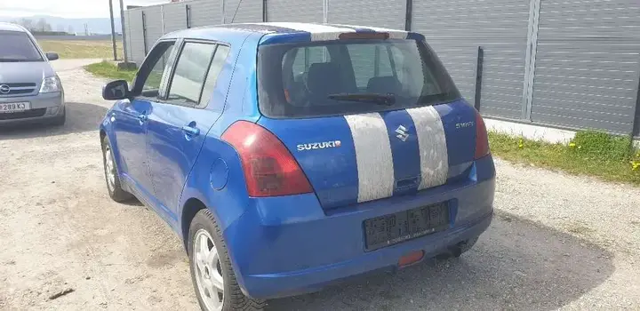Suzuki Swift 2007 photo 2