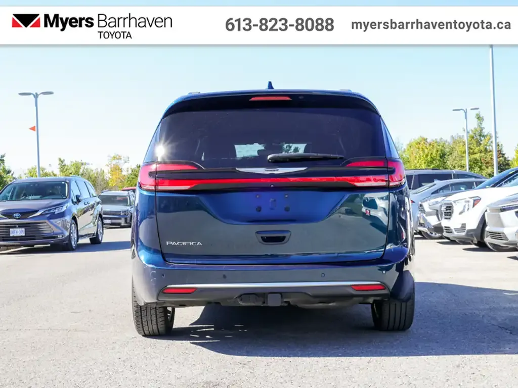 Chrysler Pacifica 2022 photo 3