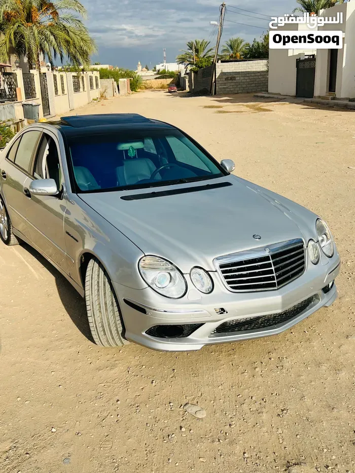 Mercedes-Benz E-Class 2009 photo 4