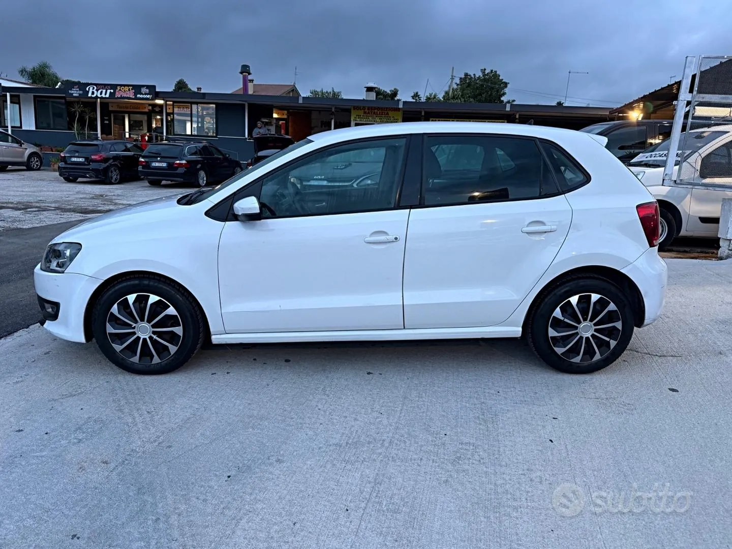 Volkswagen Polo 2010 photo 5