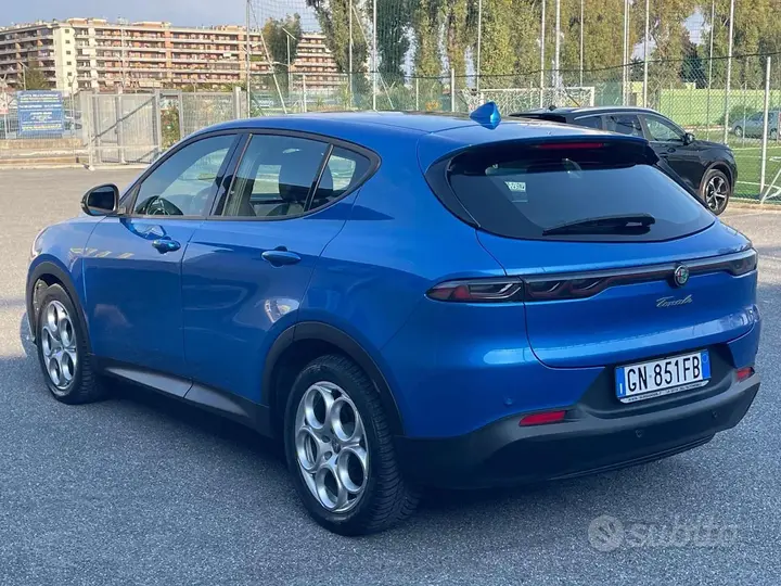 Alfa Romeo Tonale 2023 photo 3