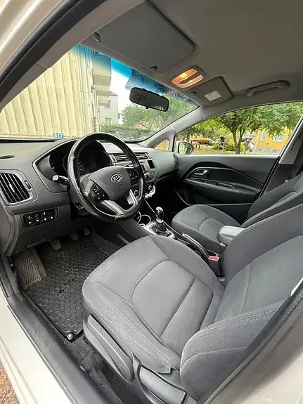 Kia Rio 2012 photo 5