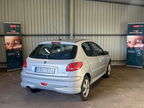 Peugeot 206 2006 photo 5