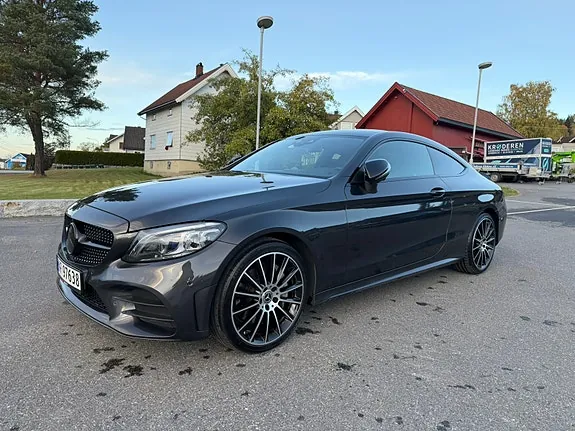 Mercedes-Benz C300 2020 photo 4