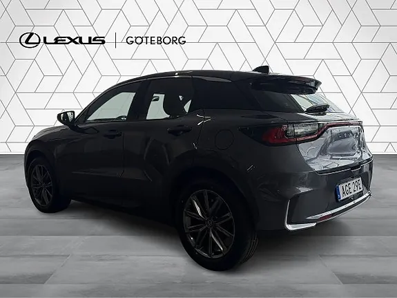 Lexus Lbx 2026 photo 3