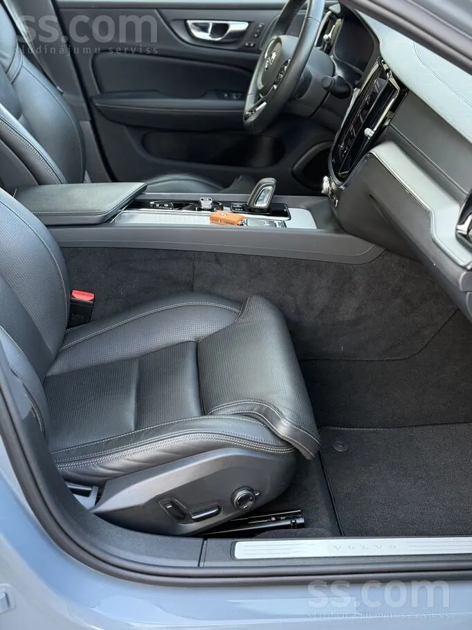 Volvo S60 2022 photo 5
