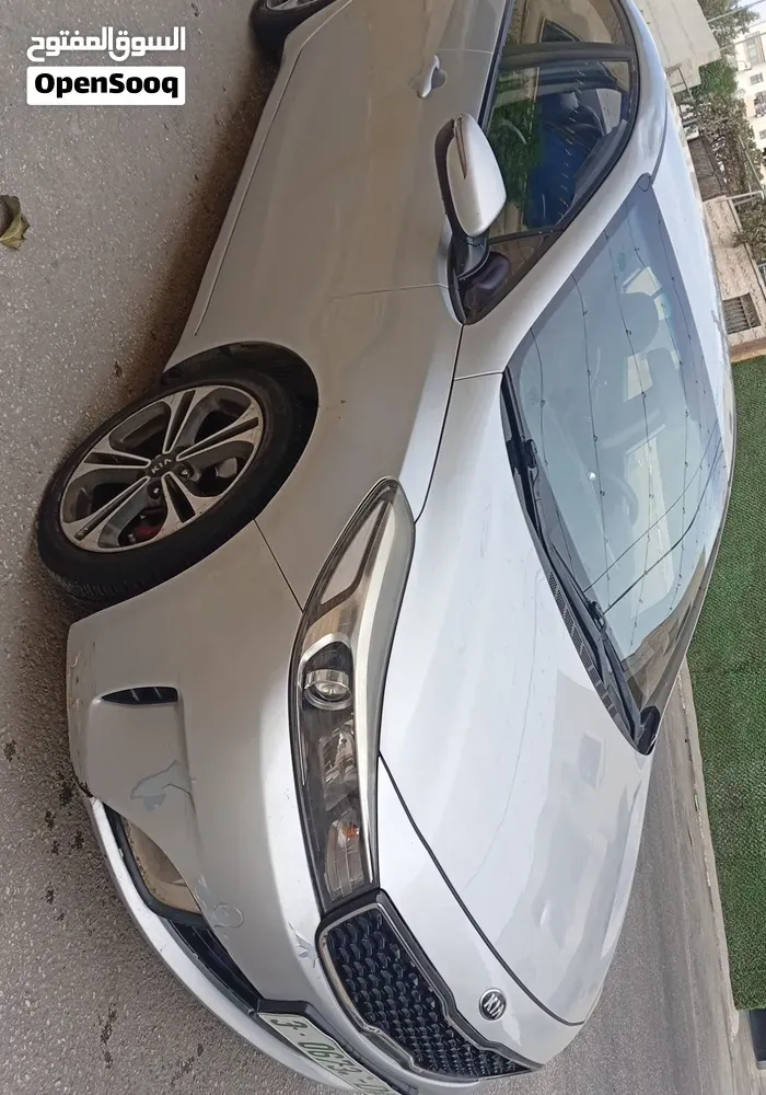Kia K3 2016 photo 2