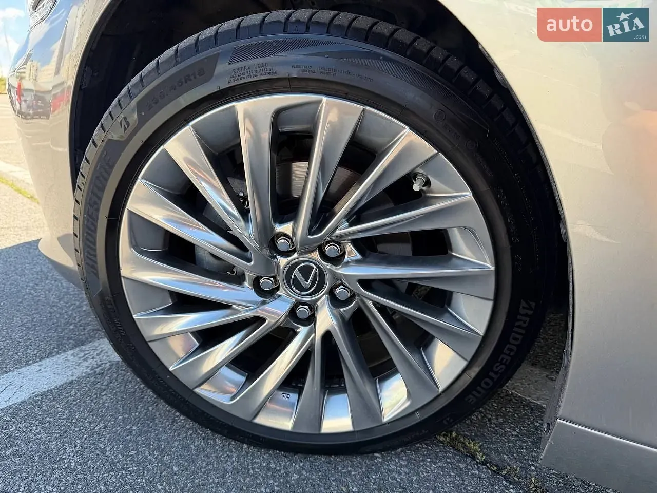 Lexus Es 2023 photo 2
