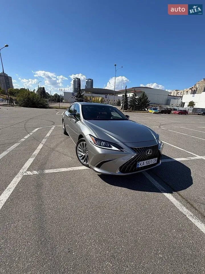 Lexus Es