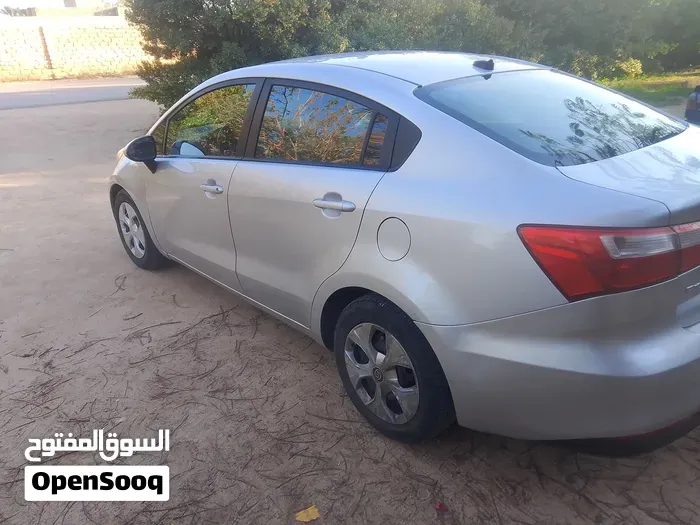 Kia Rio 2016 photo 4