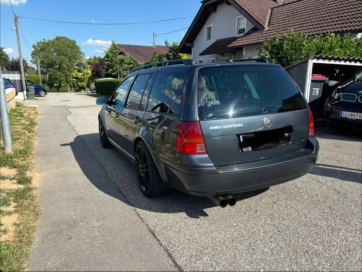Volkswagen Bora 2001 photo 2