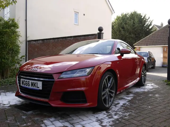 Audi Tt 2016 photo 2