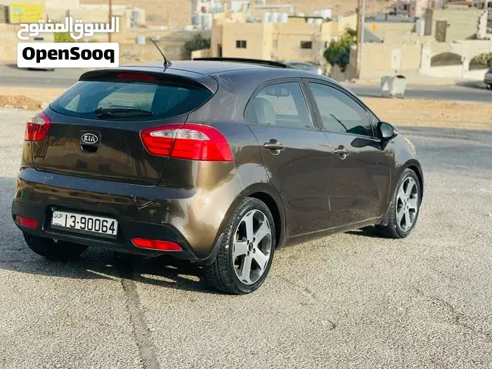 Kia Rio 2012 photo 4