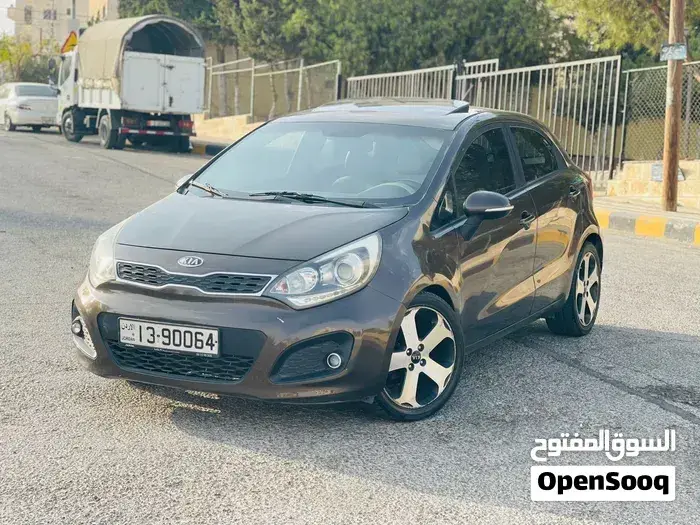 Kia Rio 2012 photo 2