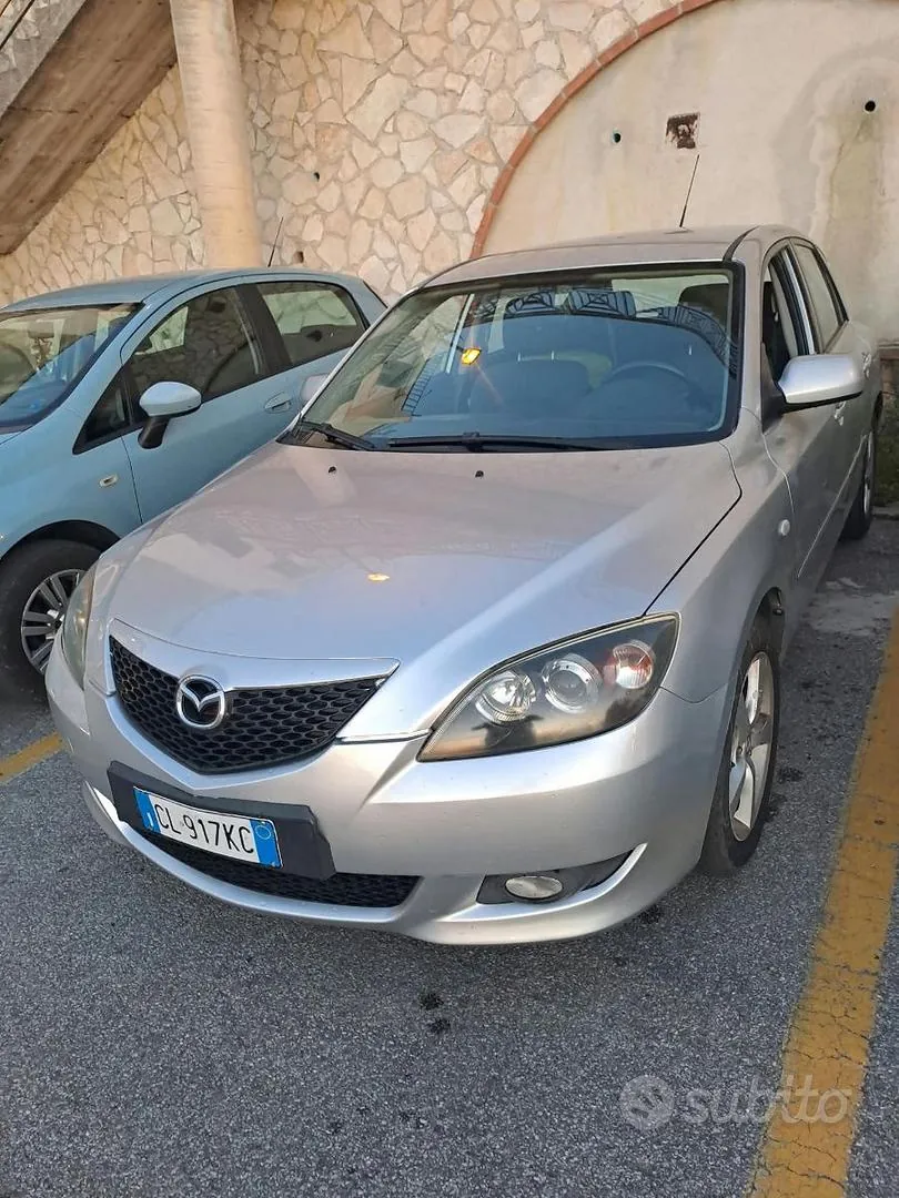 Mazda 3 2003 photo 2
