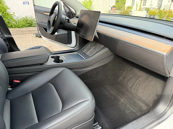 Tesla Model 3 2021 photo 4
